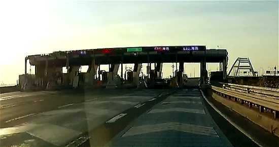 阪神高速湾岸線の中島料金所付近