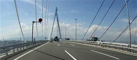 阪神高速5号湾岸線からUSJ方面へ向かう道路
