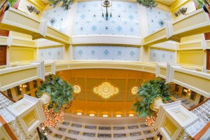 ディズニーランドホテル 天井