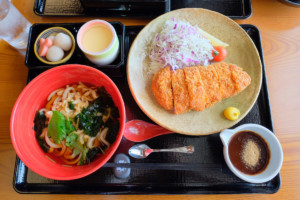 ロースカツ膳全体