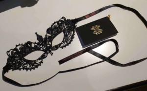 ホテルアルバート2 マスク