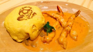 シェフ特製 オムライス&エビとキノコのクリーム煮込み