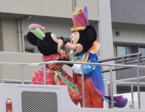 ミッキー・ミニー キス