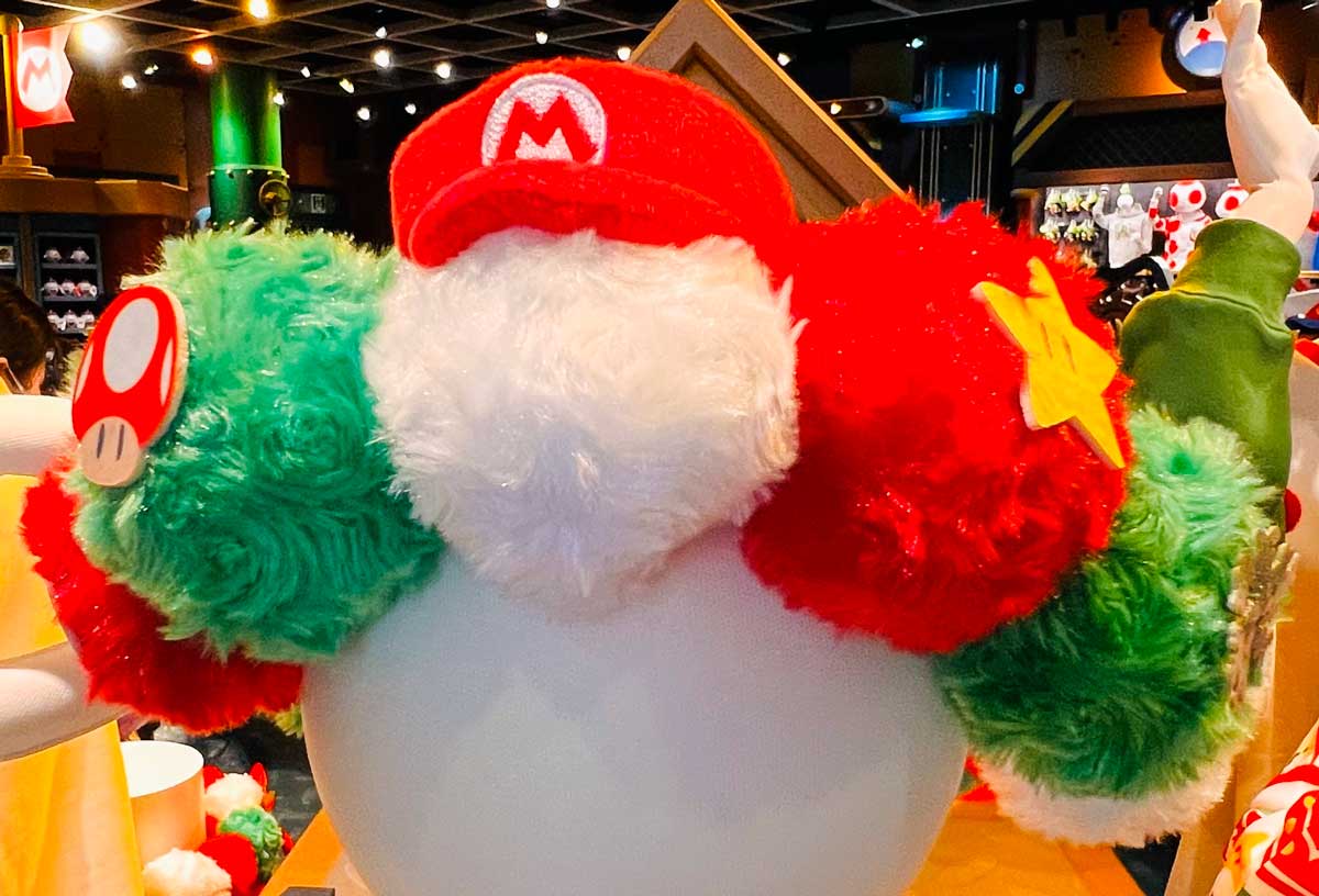 Mario Christmas Pom Pom Crown