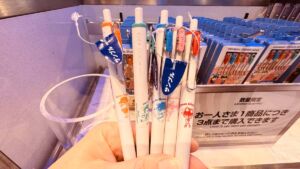 ボールペ5色セット(コナン赤、キッド青、安室オレンジ、新一&蘭ピンク、平次&和葉緑)
