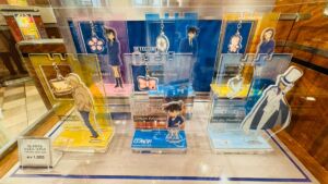 コレクタブルジュエリースタンド(コナン、キッド、安室、新一、蘭、園子)