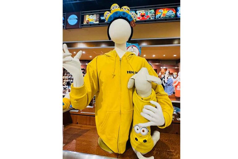 愛犬とお揃い！USJドッグウェア特集【ミニオン、ハローキティー、スヌーピー、ジョーズ】