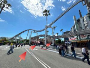 メルズドライブイン前からスーパーニンテンドーワールドへ向かう分岐