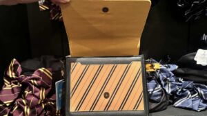 USJハリーポッターグッズ ショルダーバッグ(グリフィンドール、ハッフルパフ、レイブンクロー、スリザリン)