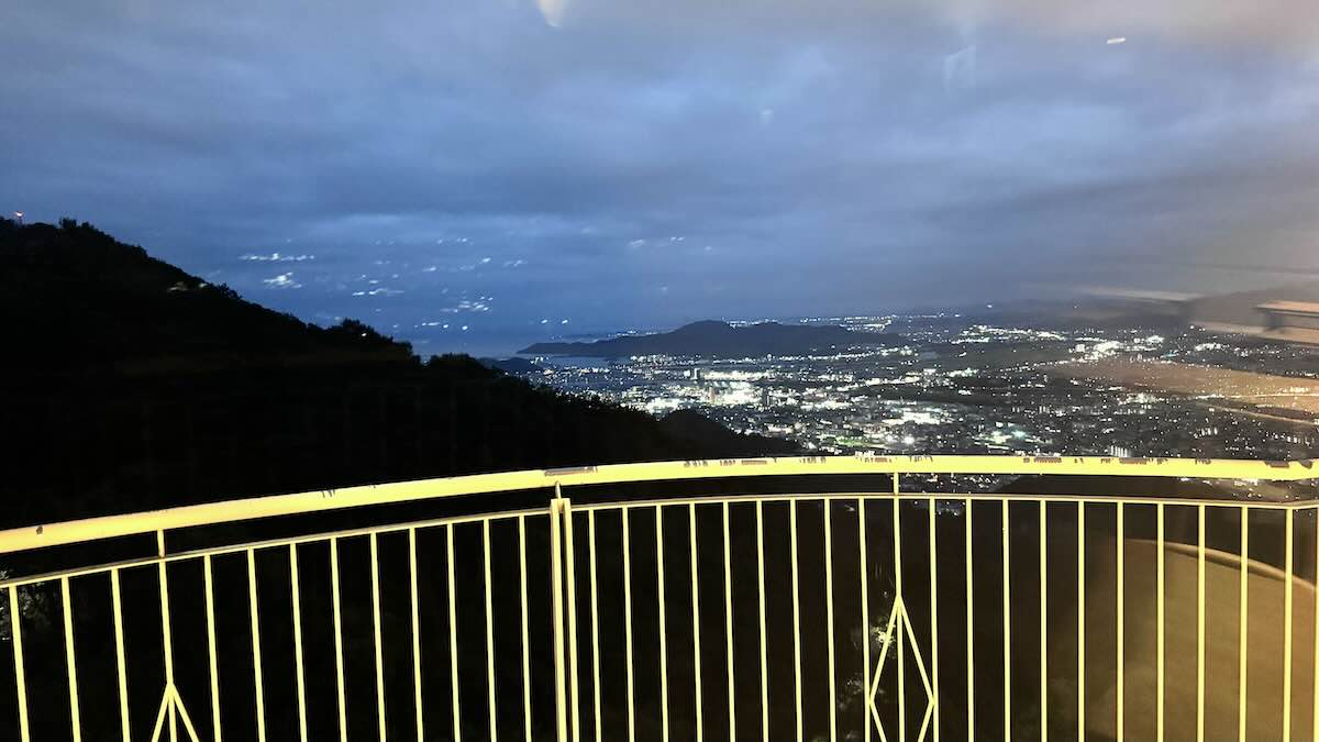 客室から見える夜景