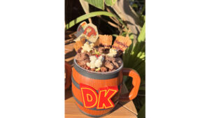 DK クラッシュ・ホットシェイクサンデー ~バナナチョコ・フレーバー~ マグカップ付き