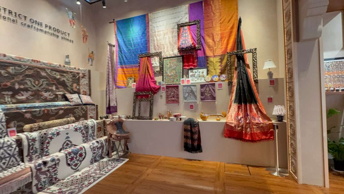インドの絨毯、布