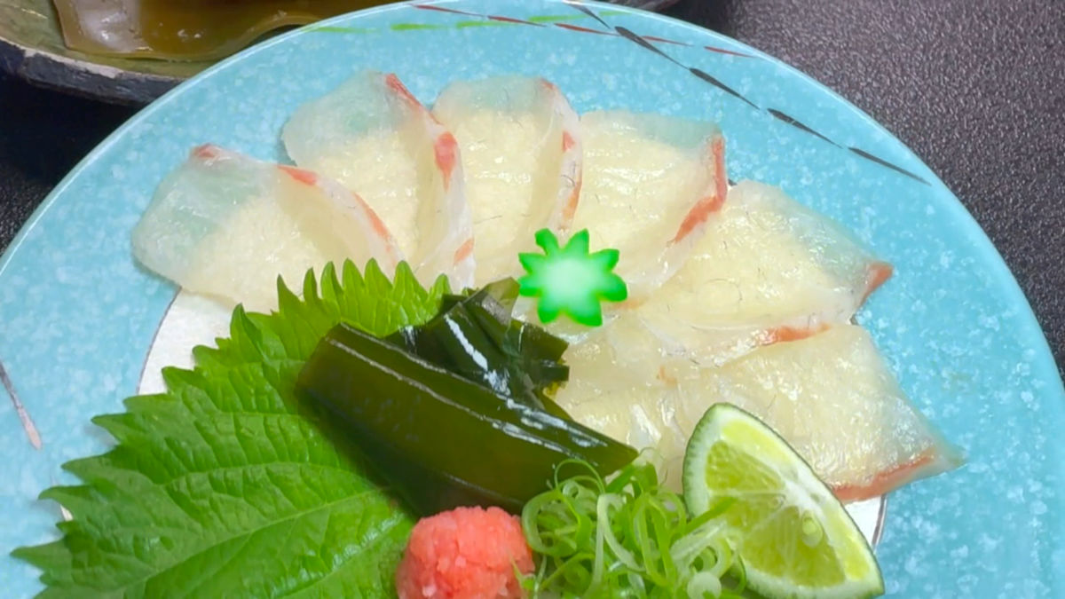 鳴門鯛の薄造り