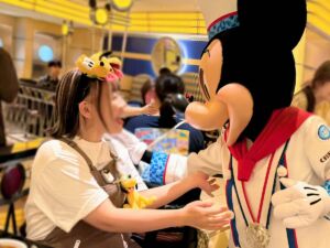 ミッキーマウスに会えるレストラン