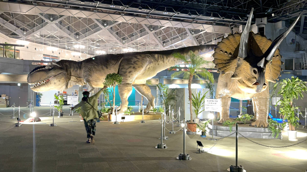 ティラノサウルス