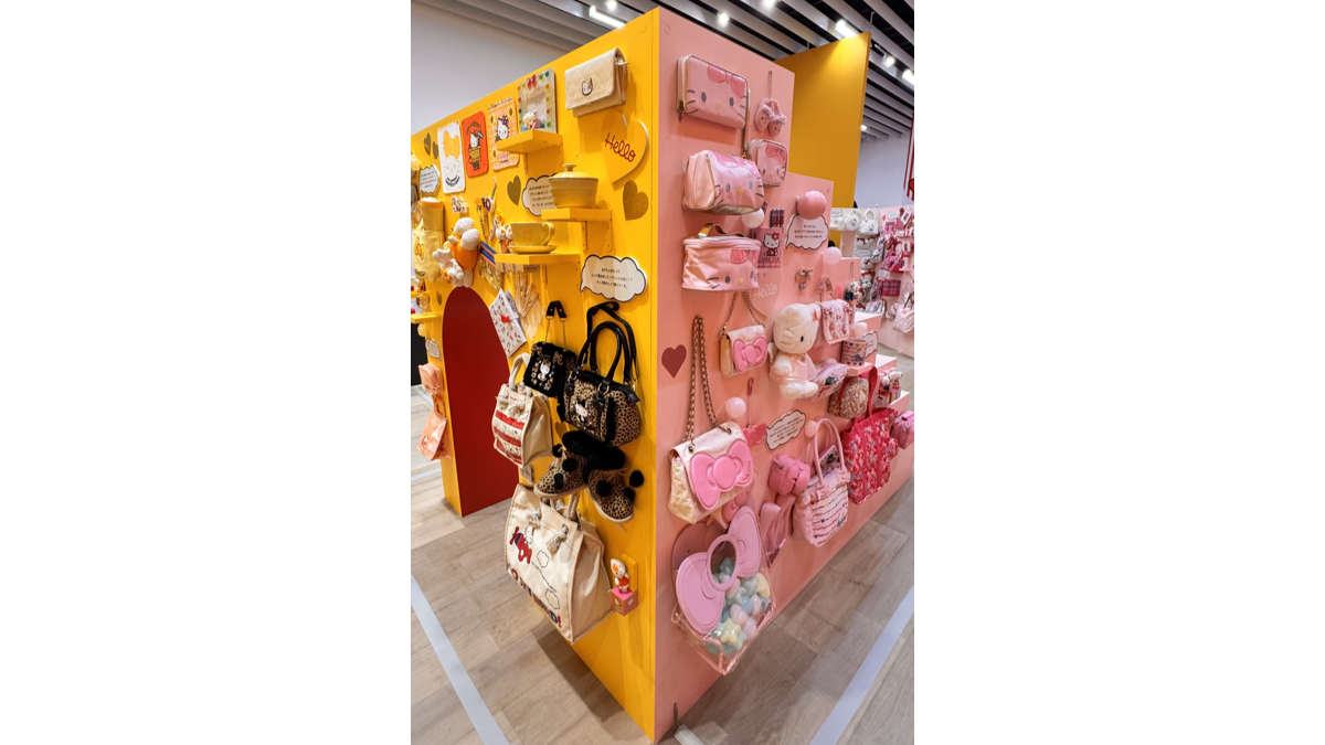 ハローキティの展示史上最大量のグッズ