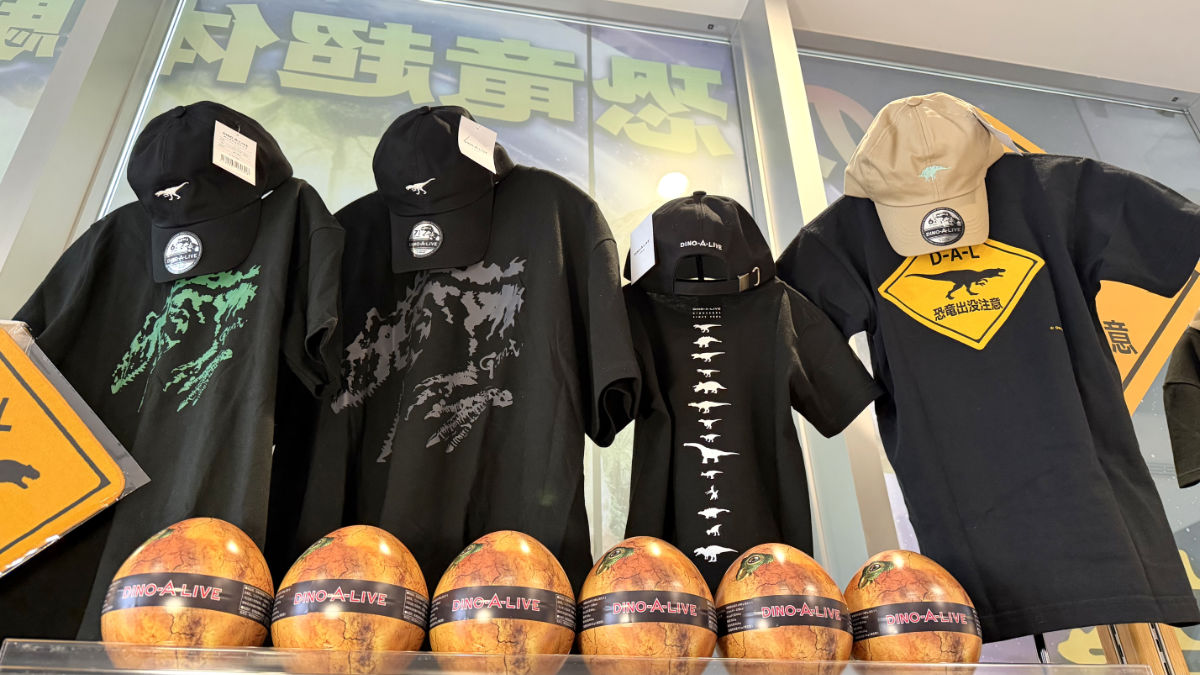 DINO-A-LIVE Tシャツ