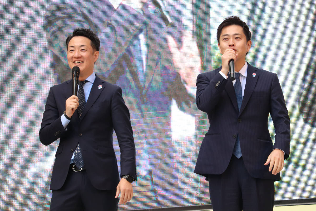 吉村大阪府知事、横山大阪市長
