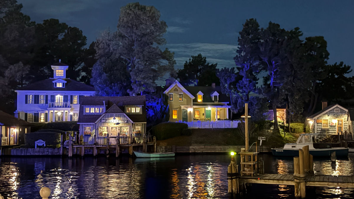 アミティ　ジョーズ　夜