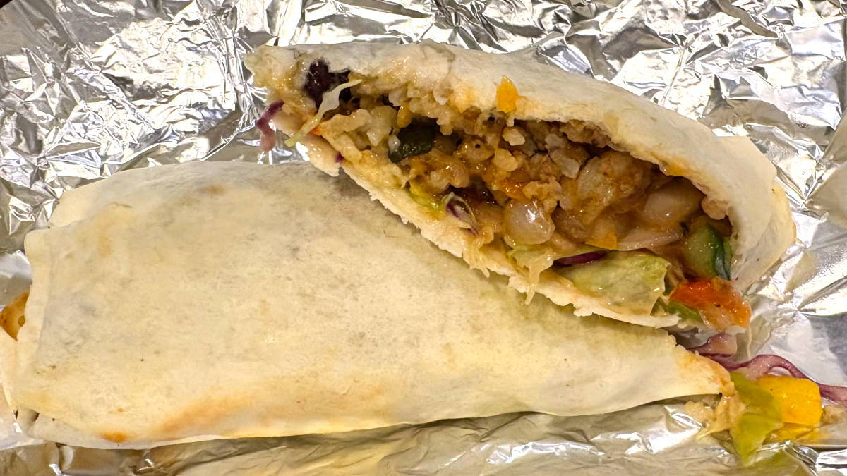 アミティ・ランディング・レストラン　ジョーズ50周年記念フード