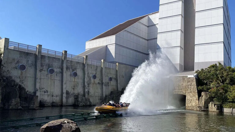 ジュラシックパークザライド