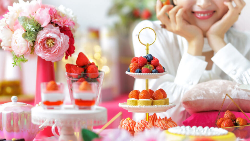 ホテルニューオータニ大阪 ティー＆カクテル「SATSUKI LOUNGE」 『スーパースイーツビュッフェ2026 ～ホテルでいちご狩り～』