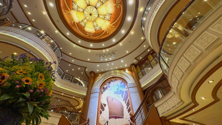 クイーンエリザベス号　日本ツアー