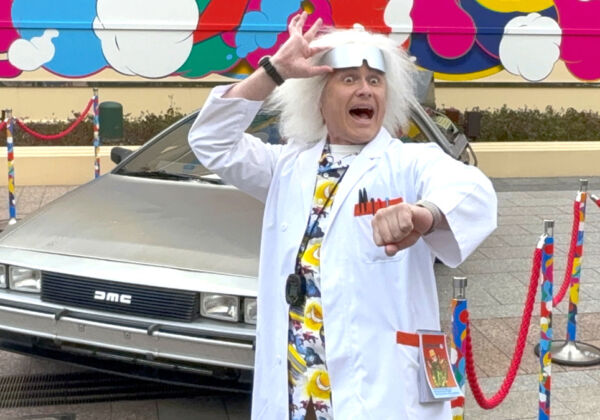 バック・トゥ・ザ・フューチャーのドク USJ