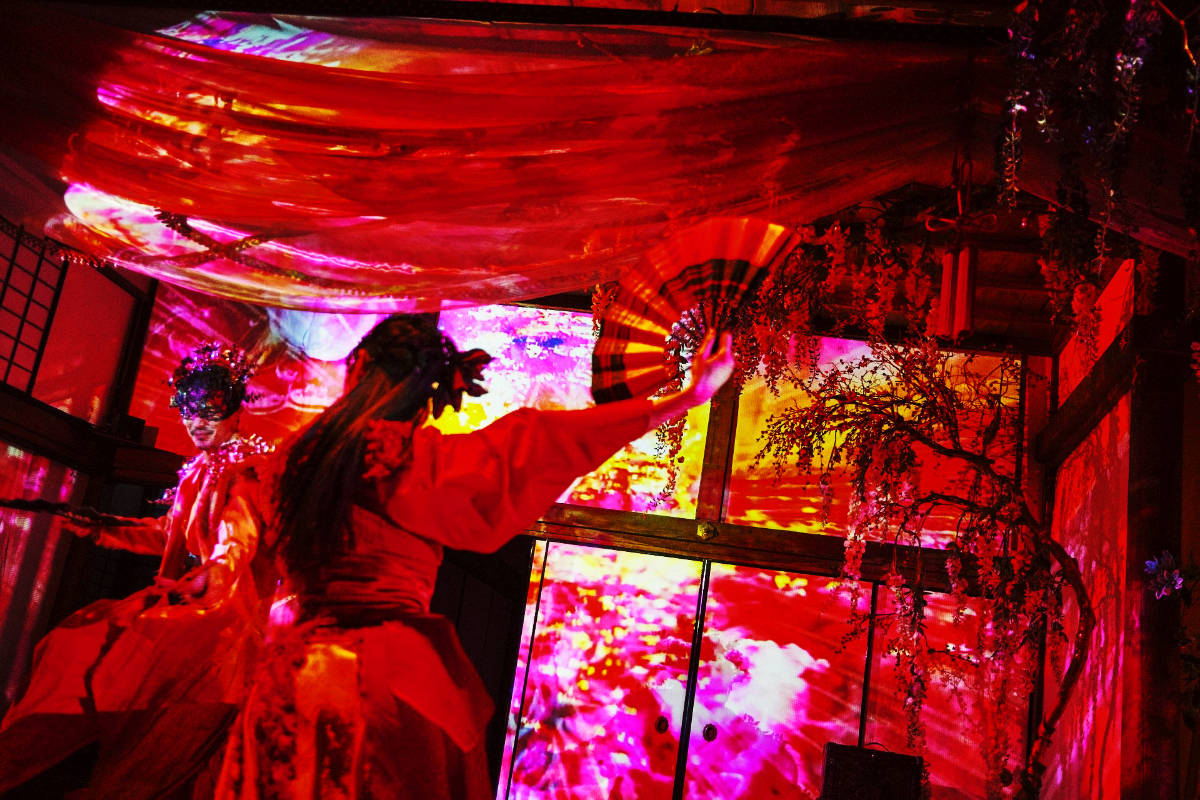 蜷川実花の色と、DAZZLEの身体