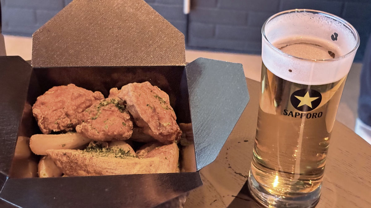 唐揚げとポテト