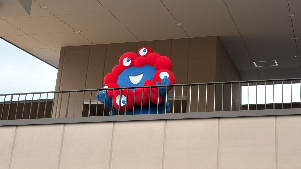 ミャクミャクご挨拶　ファンサービス