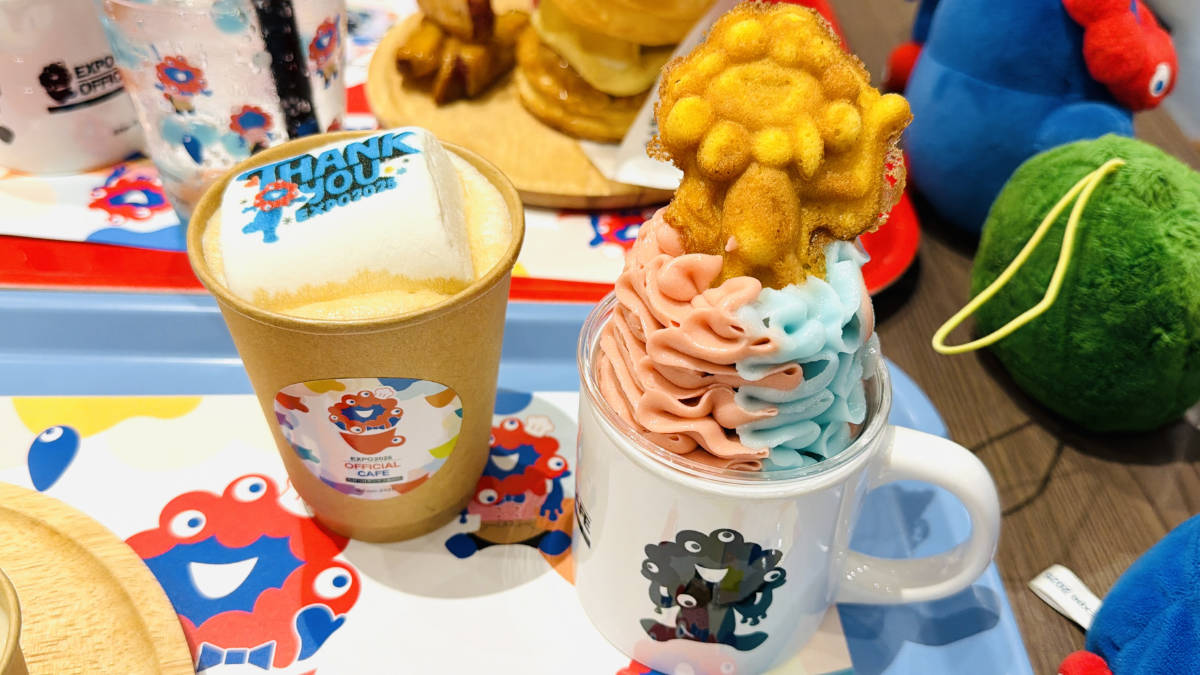 ミャクミャク焼き付きのミニソフトや、ミャクミャクプチポチソーダ