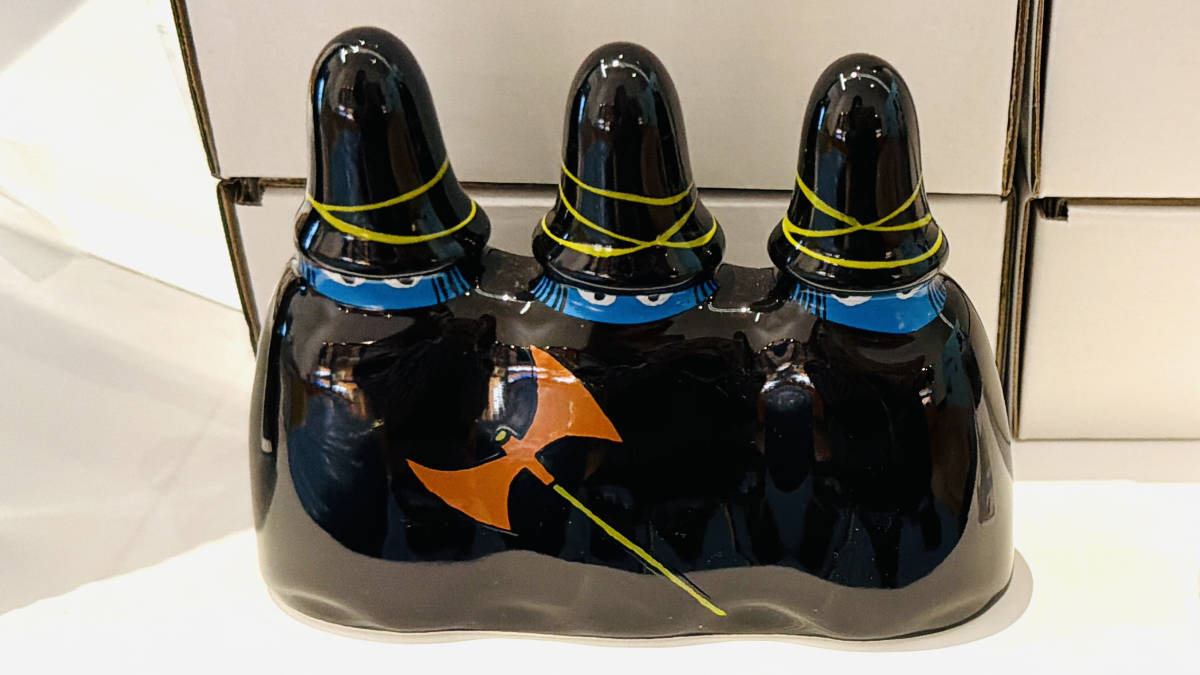 すてきな三にんぐみ　陶器オブジェ