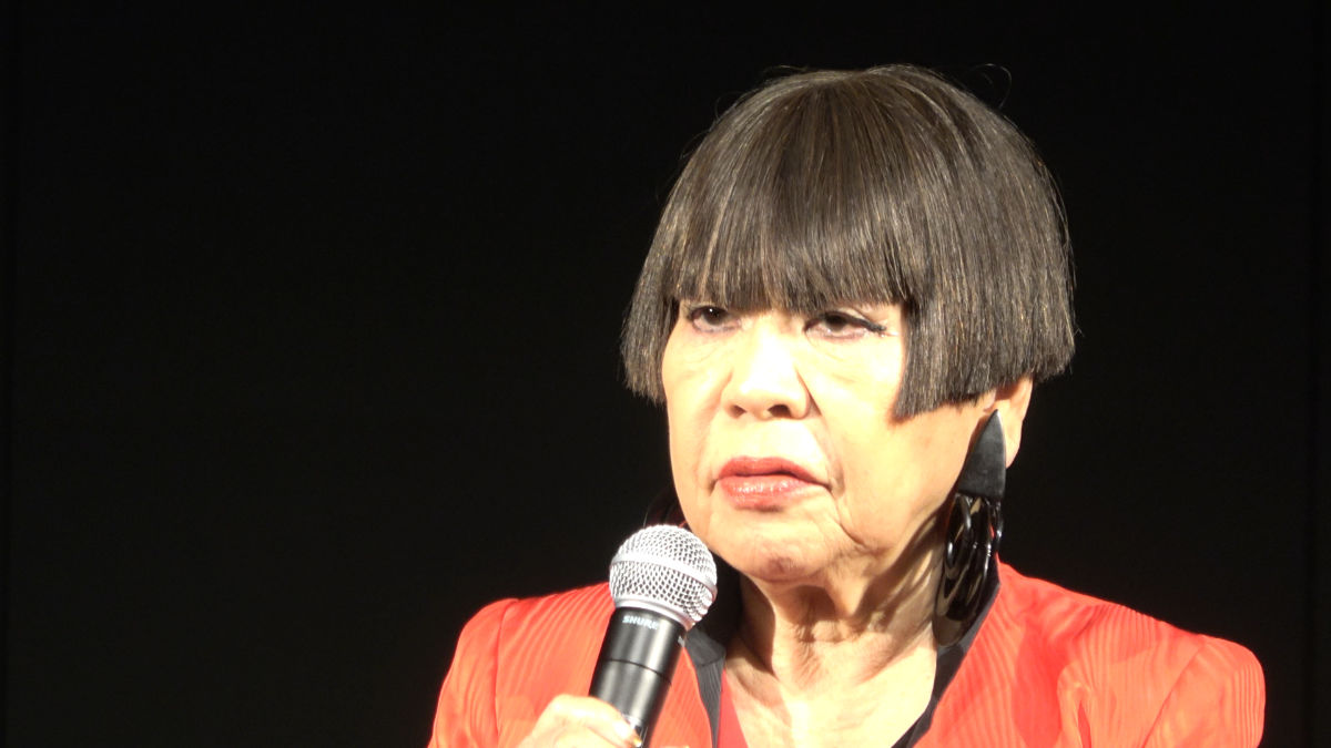 衣装デザイン コシノジュンコ