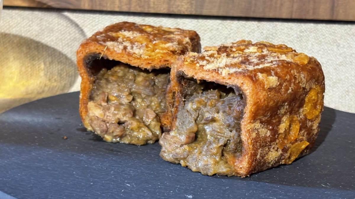 レンガカレーパン