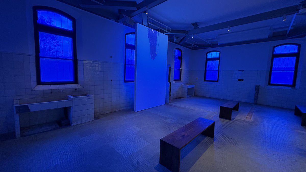 海の中に祈りを溶かす