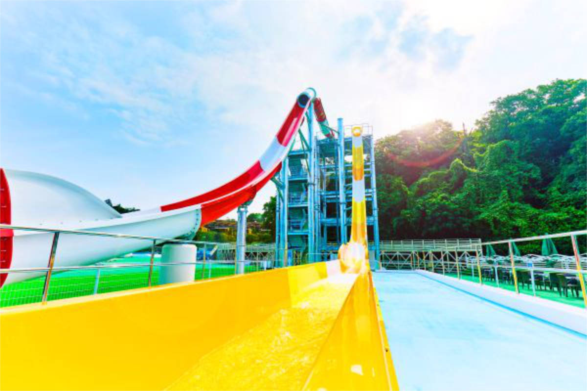 ネスタリゾート神戸　プール　ウォーターフォート