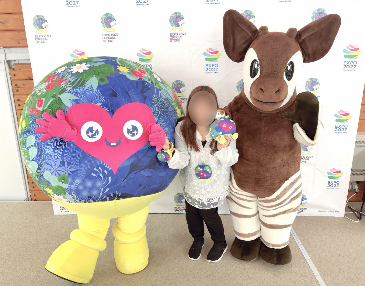 ズーラシア「オカピ」とトゥンクトゥンク　記念写真