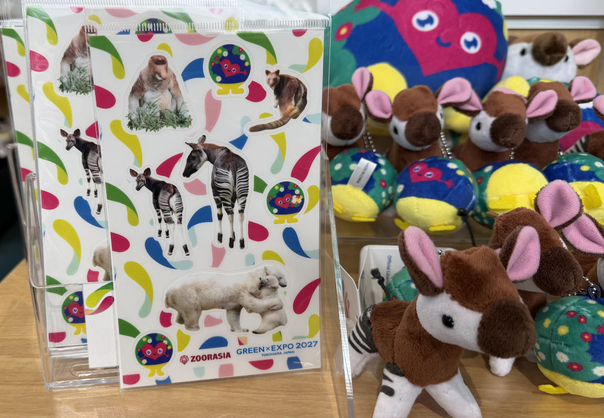 ステッカーシート　ズーラシアの動物とトゥンクトゥンク