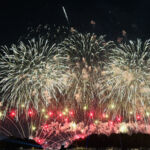 花火1万発×ドローン2,000機「OSAKA BAY SKYLUMINA」