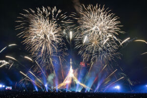 万博夜空がアートになる日2026