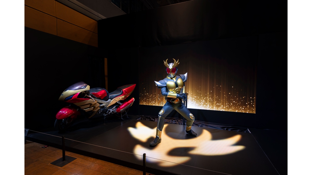 真アギト展