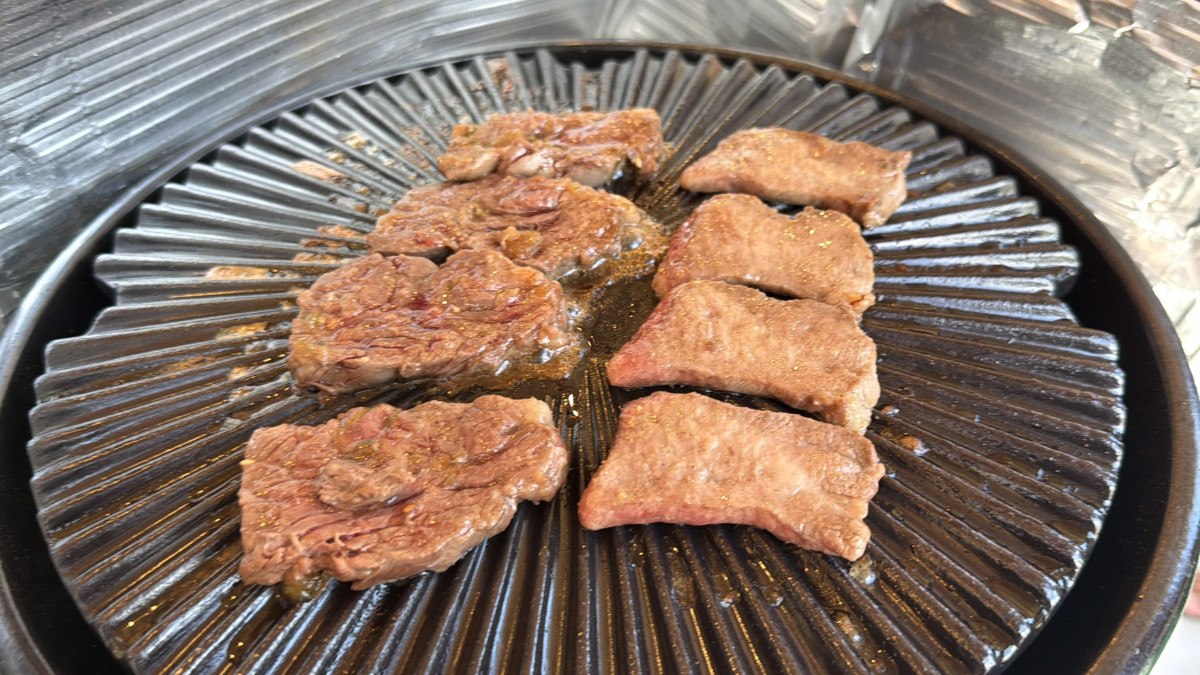 「焼肉ゆずちゃん」タンとハラミ