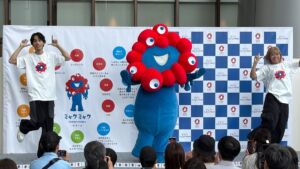 ミャクミャクダンス