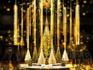 Evergreen Forest Treeが金色の光で輝くライティングショーのイメージ